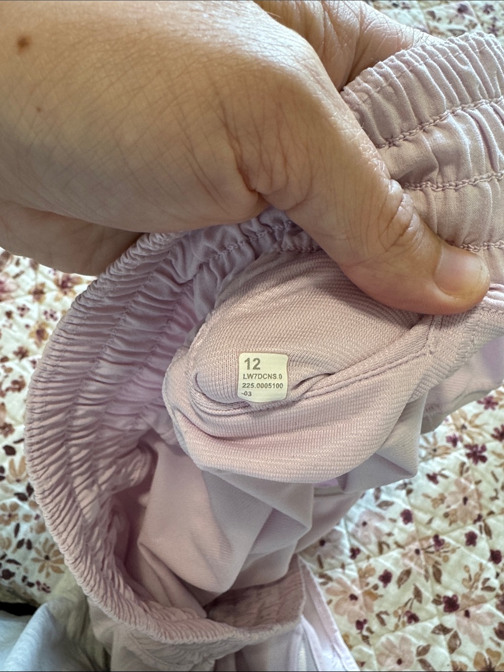 Lululemon high waisted hotty hots - Picture 3 of 3